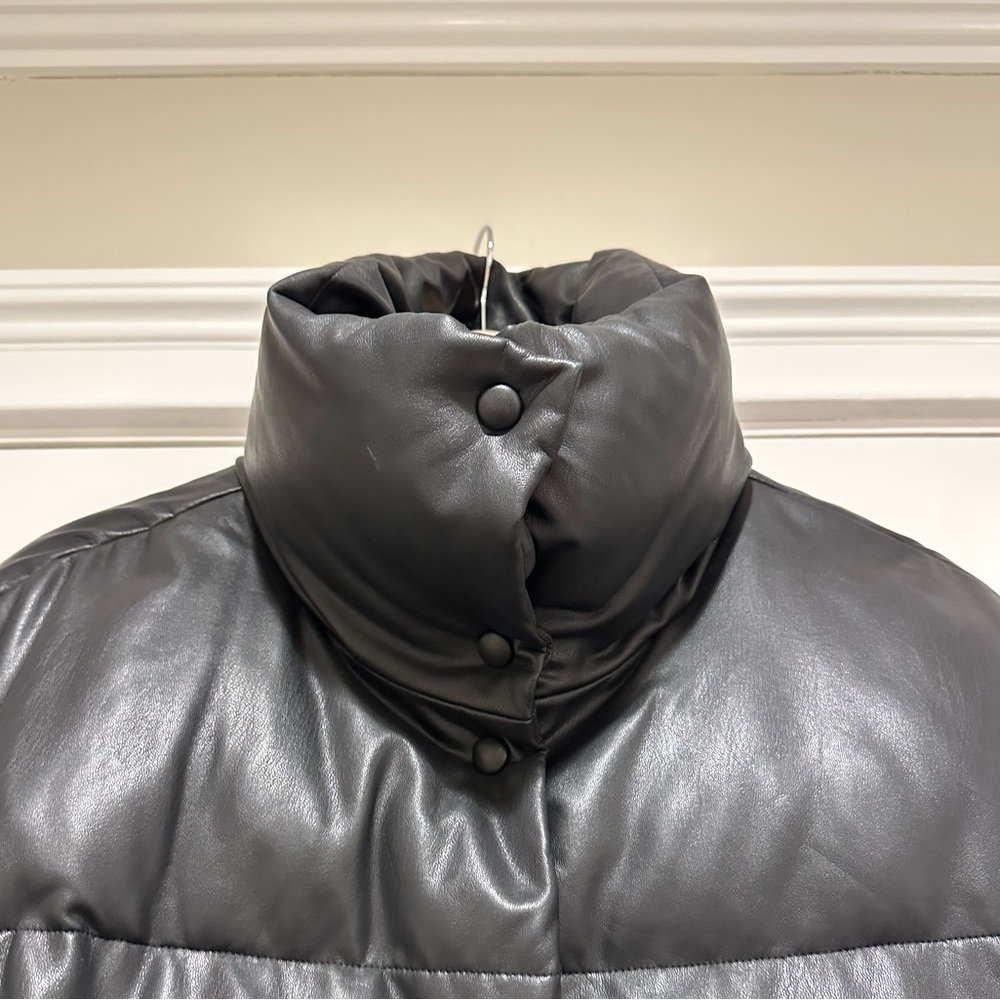 BAGATELLE.NYC Oversize Faux Leather Puffer Jacket, black, size Small - Picture 4 of 13